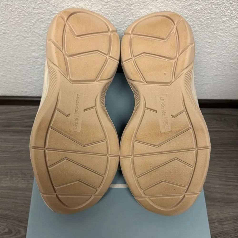 Bzees Impact Sneaker*